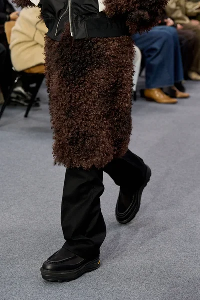 Look 50